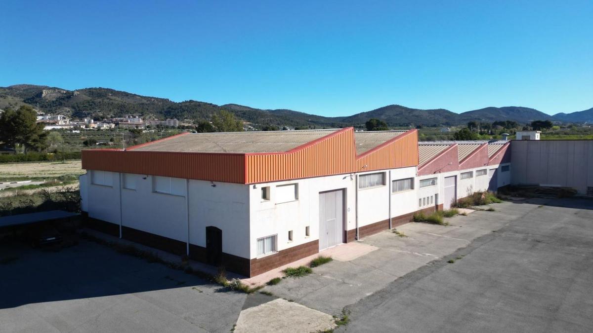 Properties for sale and rent in Spain photo 2