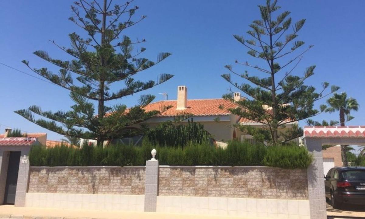 Venta de chalet independiente en Barrio La Siesta - El Salado - Torreta, Torrevieja
photo 4