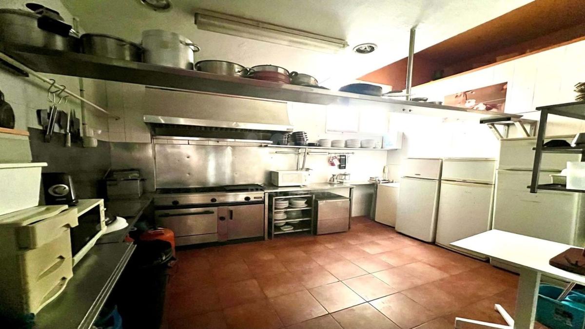 Properties for sale and rent in Spain photo 5
