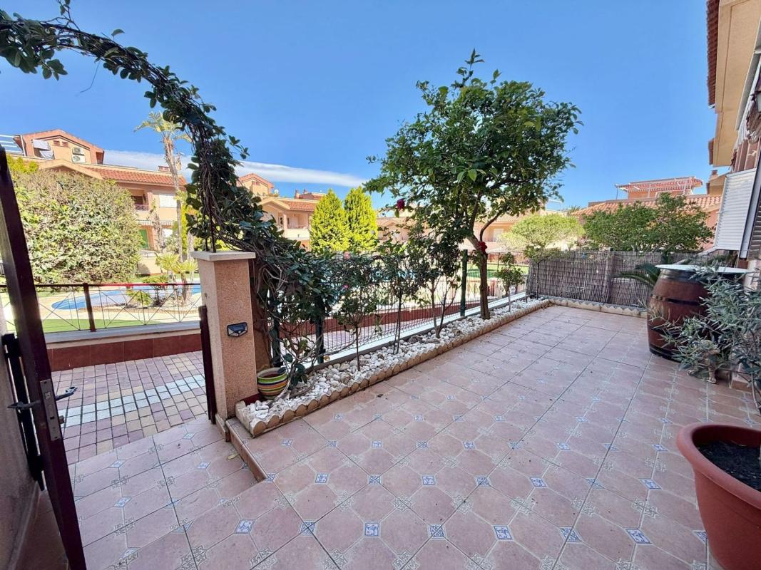 Venta de chalet adosado en  Avenida de Polonia, 156 , Gran Alacant photo 2