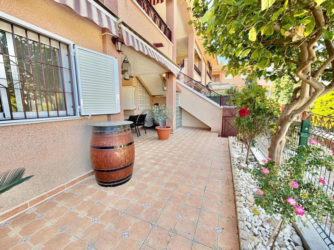 Venta de chalet adosado en  Avenida de Polonia, 156 , Gran Alacant photo 3