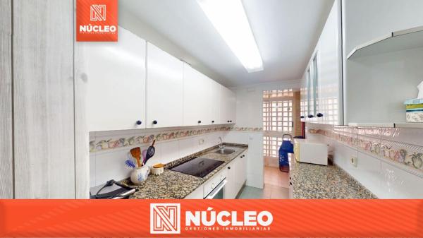 Продажа квартиры на Calle Hermanos Machado, Аликанте / Алакант
 photo 1