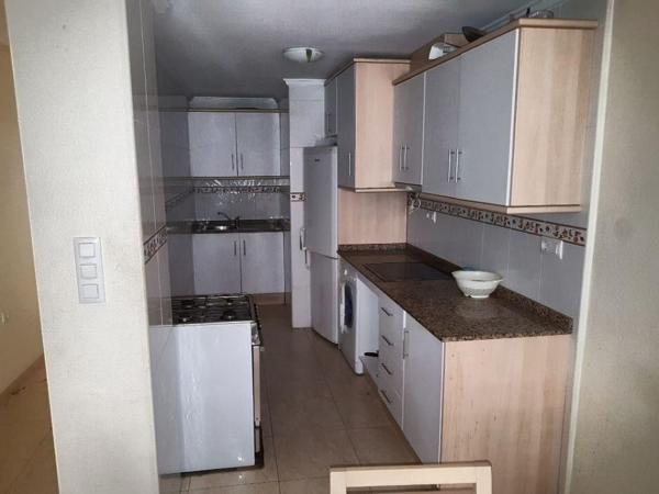 Venta de piso en Calle Miguel Pérez, 36, San Miguel de Salinas
thumbnail 2