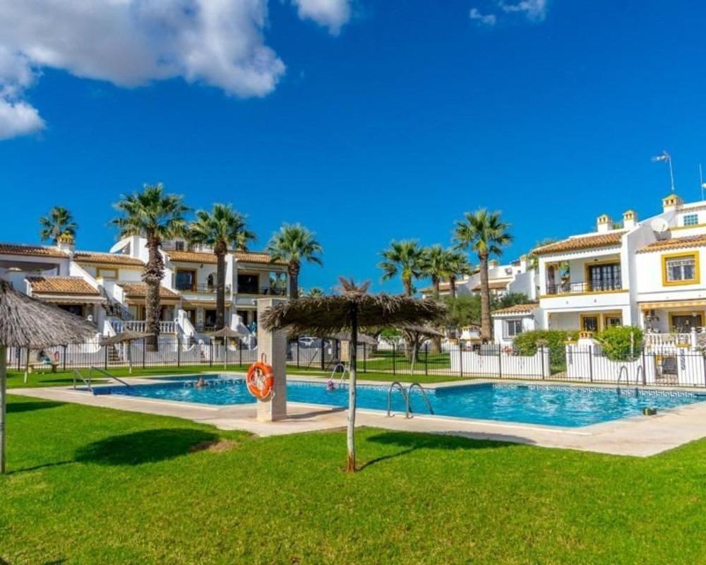 Venta de chalet independiente en Barrio Villamartín, Orihuela
 photo 4