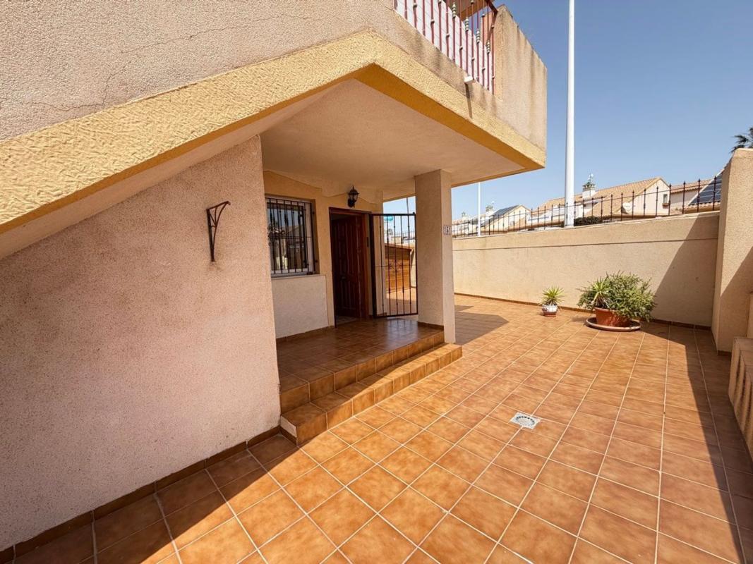 Sprzedaż mieszkania w Calle Ramón y Cajal, 1, Orihuela
 photo 4