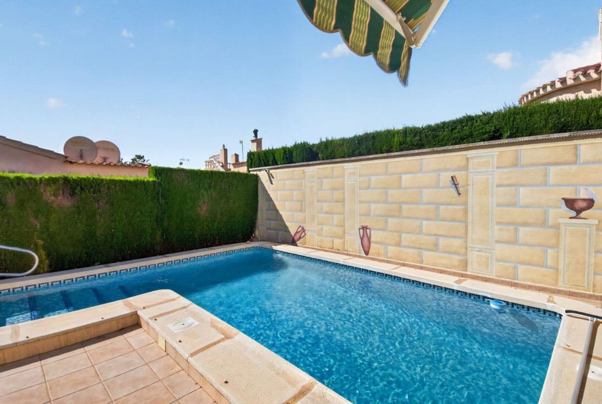 Venta de chalet independiente en Barrio La Florida, Orihuela
photo 5