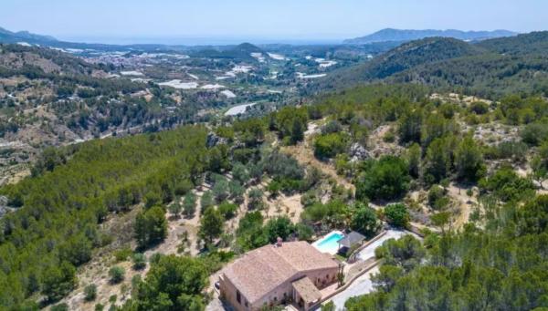 Finca rústica en venta en  Guadalest , Guadalest photo 2
