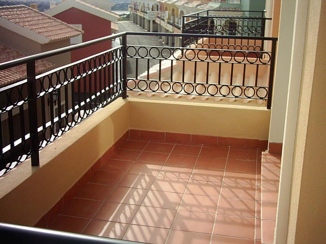 Venta de chalet adosado en Calle de I'Aigualera, 3 , Mutxamel photo 2