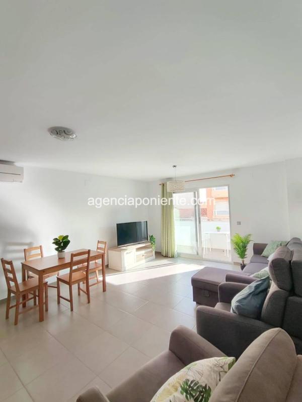 Sale of apartment in Calle del Caballero Rejoneador Ginés Cartagena, Benidorm
 photo 3