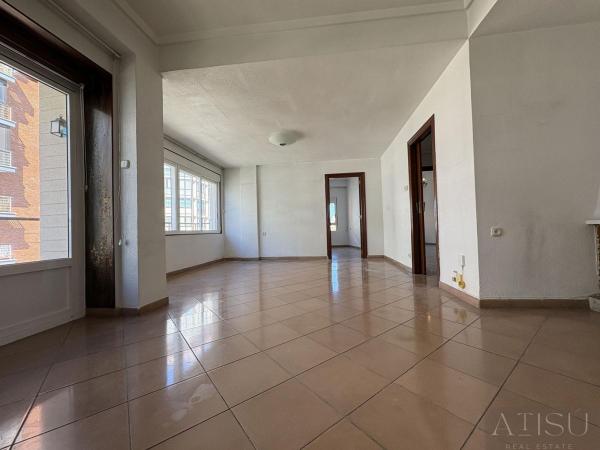 Продажа квартиры на Rambla de Méndez Núñez, Аликанте / Алакант
 photo 4