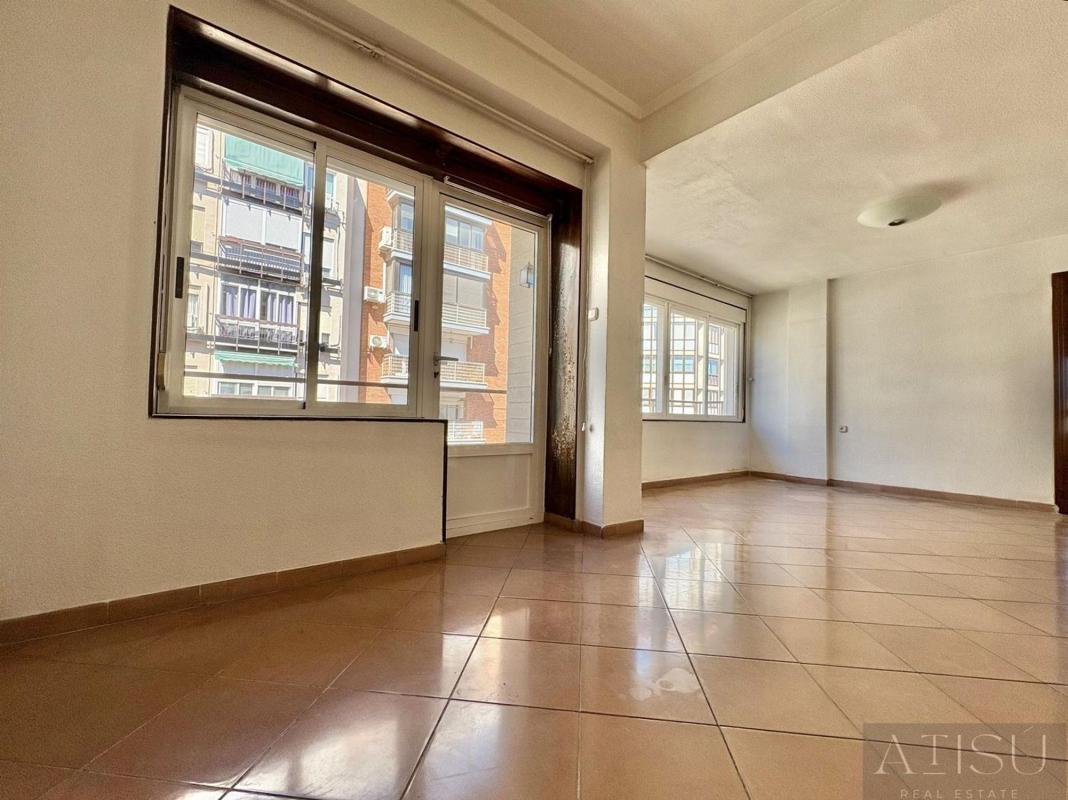 Venta de piso en Rambla de Méndez Núñez, Alicante / Alacant
photo 5