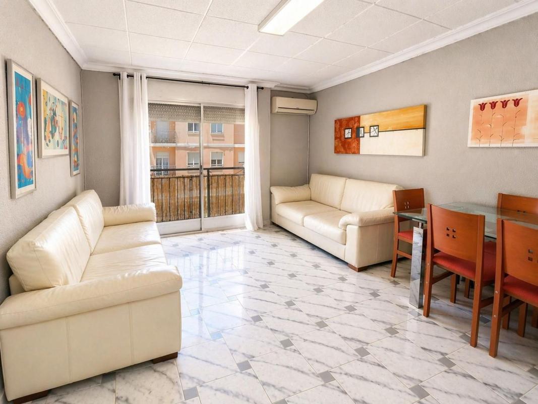 Sale of apartment in Calle Covadonga, Pilar de la Horadada
photo 1