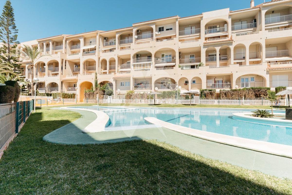 Venta de piso en Calle de Gastón Castelló, El Campello
photo 1