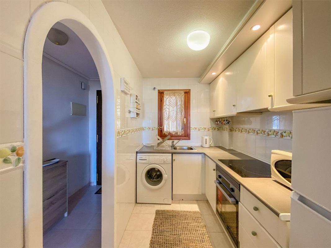 Venta de piso en Calle Zeus, Torrevieja
photo 5