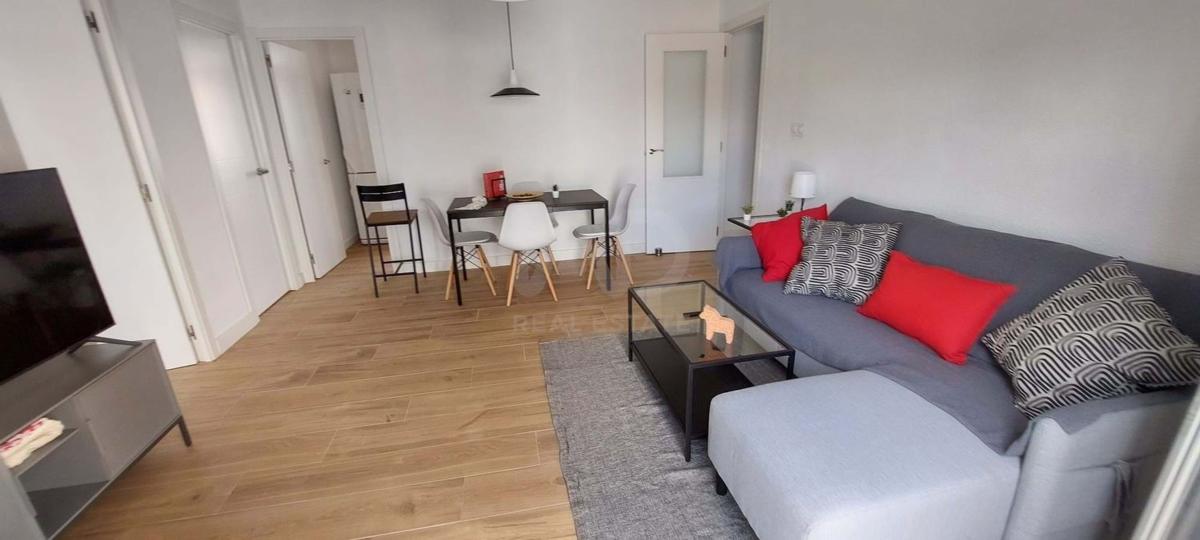 Venta de piso en Barrio Los Ángeles, Alicante / Alacant
photo 1