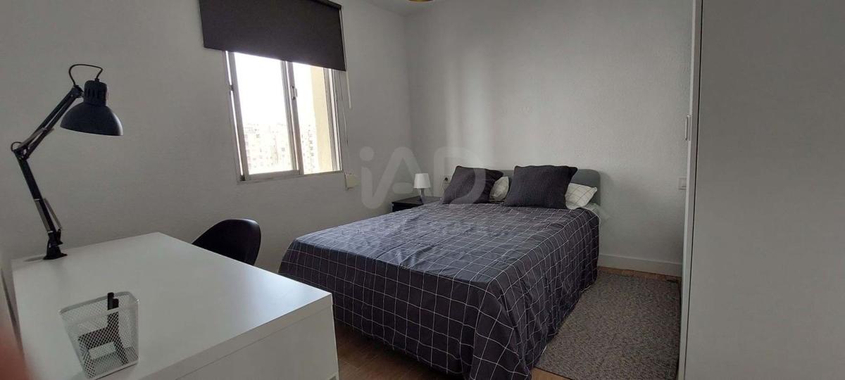 Venta de piso en Barrio Los Ángeles, Alicante / Alacant
photo 2