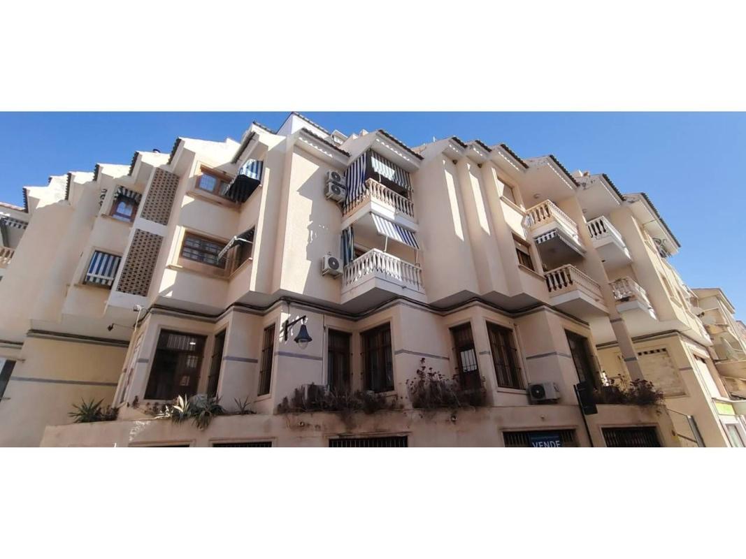 Venta de piso en Calle Sant Bartomeu, El Campello
photo 2