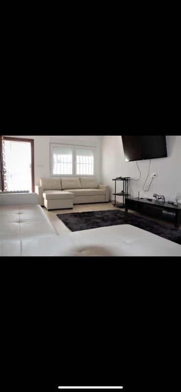 Venta de chalet adosado en  Calle nardos, 21 , Pilar de la Horadada photo 2