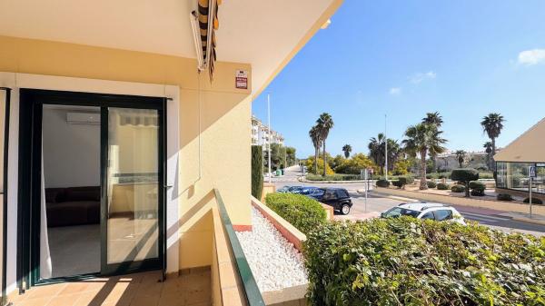 Venta de piso en Calle Soria, Orihuela
thumbnail 1