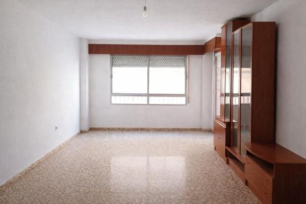Sale of flat in Calle Luis Braille, Alicante
 photo 4