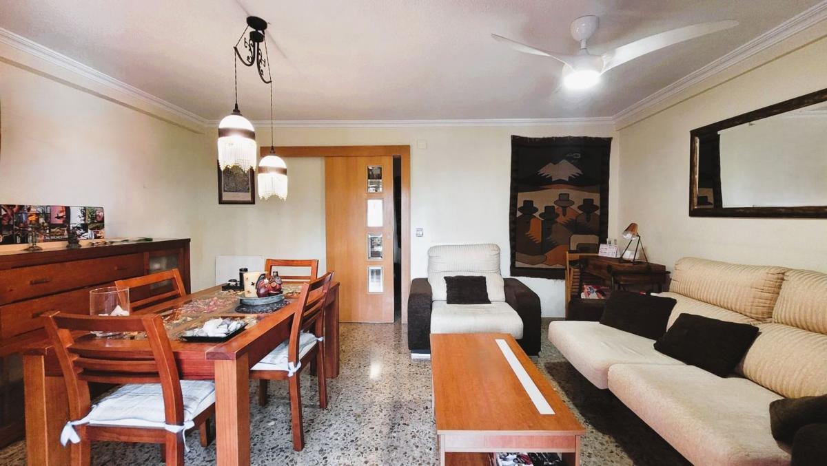 Sale of apartment in VIRGEN DE LAS VIRTUDES, Alicante
photo 2
