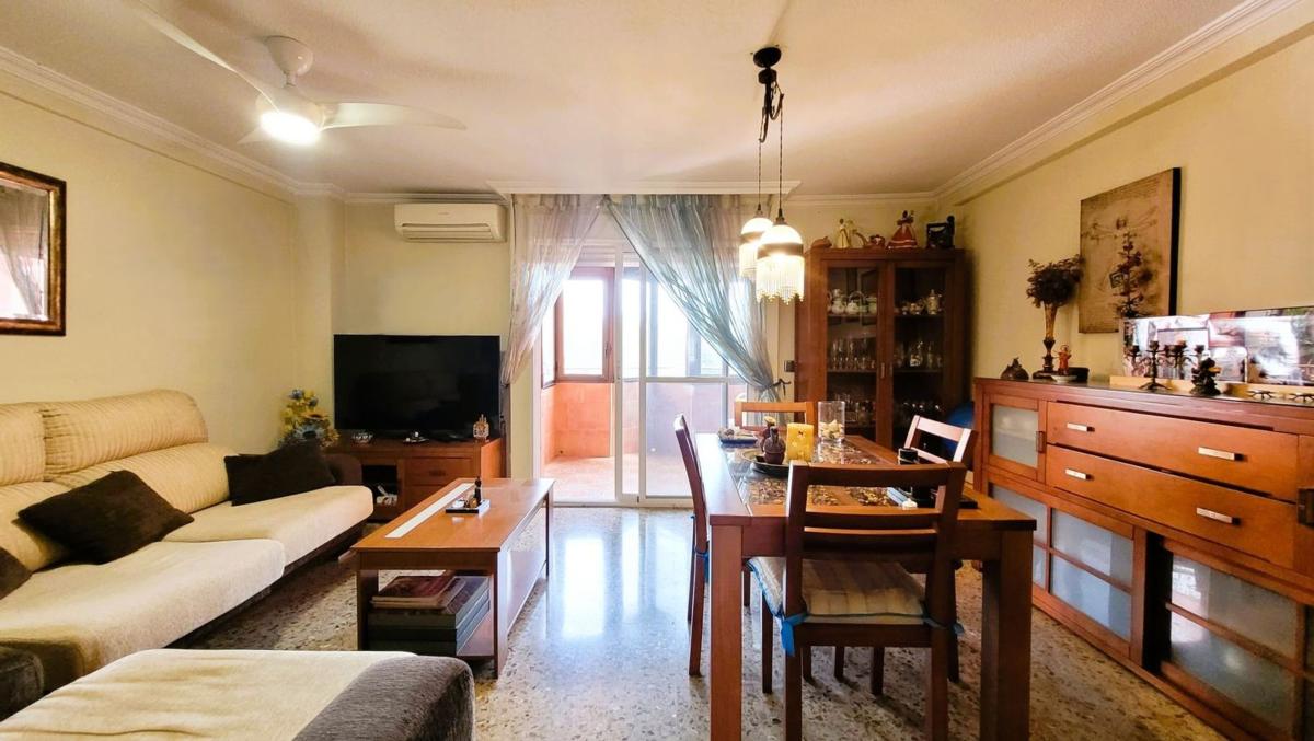 Sale of apartment in VIRGEN DE LAS VIRTUDES, Alicante
photo 3