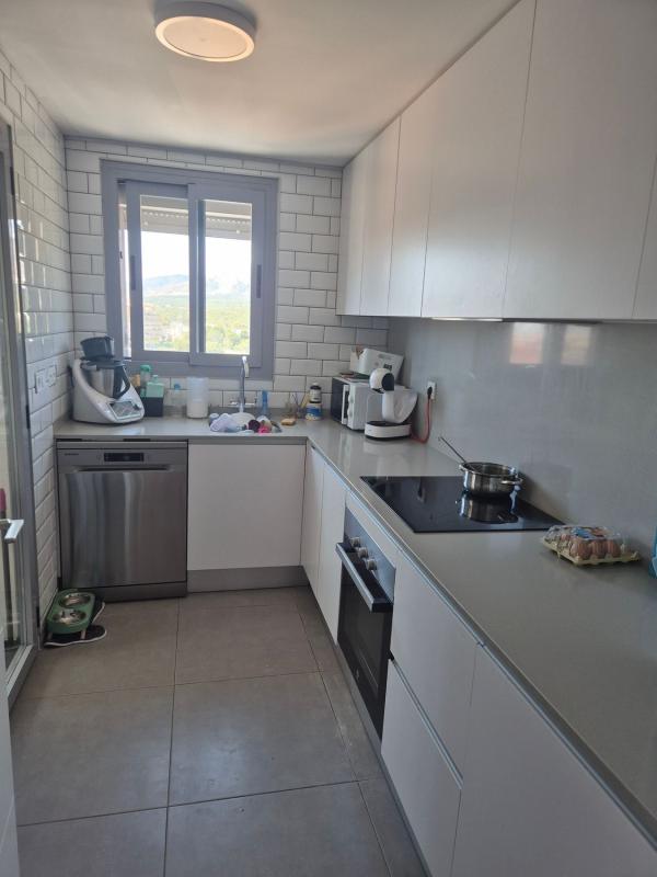 Sale of apartment in Avenida de Portugal, 12, Benidorm
photo 1