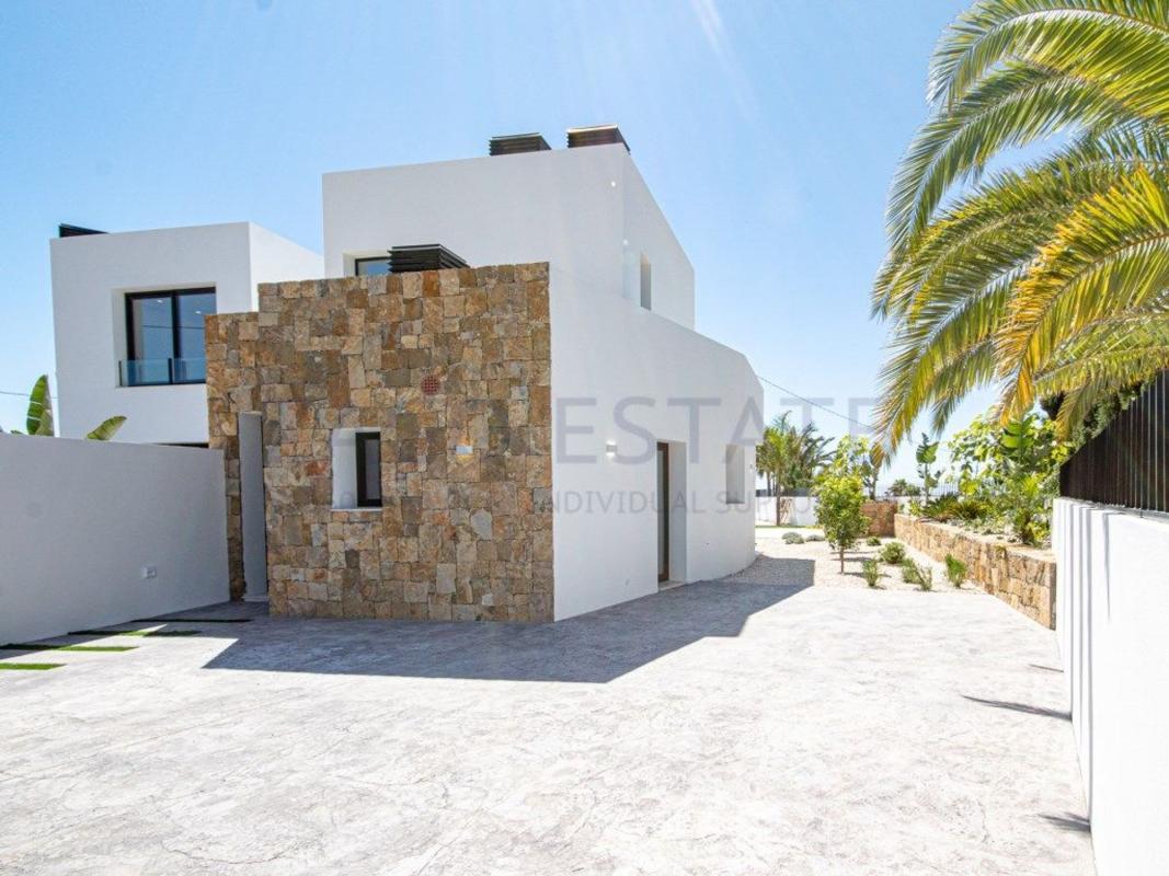 Venta de chalet independiente en Colonia Escandinavia-Cautivador, Alfaz del Pi
 photo 2