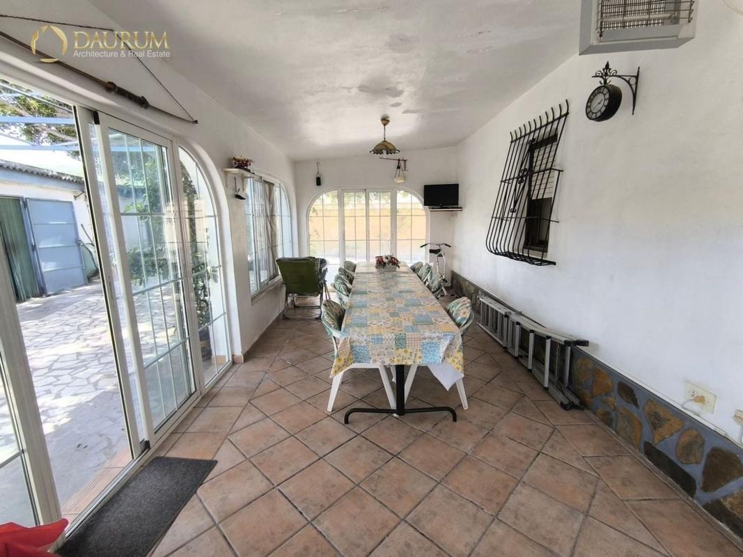 Продажа отдельного шале в  Calle Riu Segura, Бусот photo 5