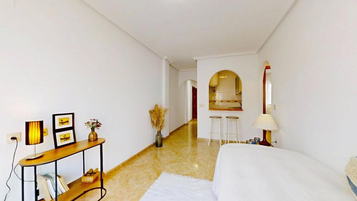Venta de ático en Rambla Juan Mateo García, Torrevieja photo 1