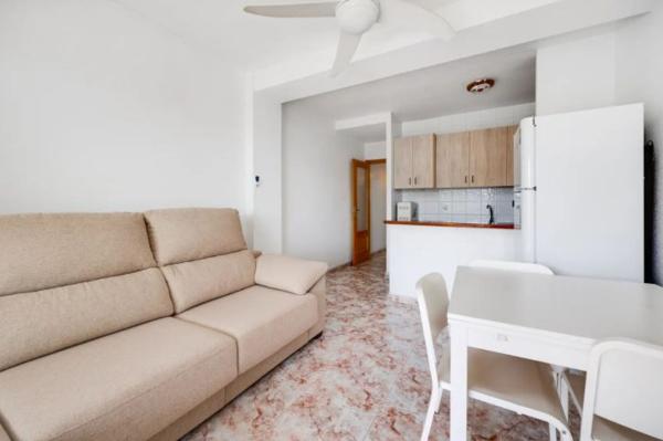 Sprzedaż mieszkania w Avenida de las Habaneras, 80, Torrevieja
 photo 4