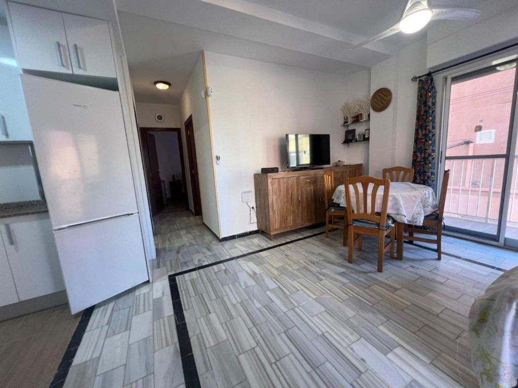 Sprzedaż mieszkania w Calle Antonio Gil, Torrevieja
photo 1