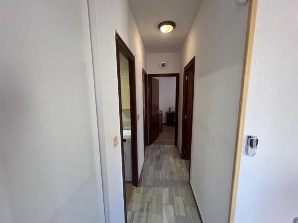 Venta de piso en Calle Antonio Gil, Torrevieja
thumbnail 2
