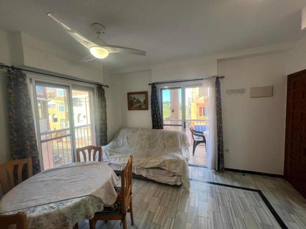 Sprzedaż mieszkania w Calle Antonio Gil, Torrevieja
photo 4