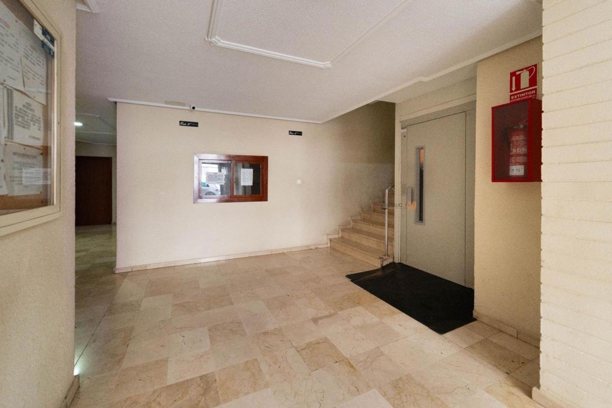 Продажа квартиры на Calle de Arnedo, Бенидорм
 photo 2