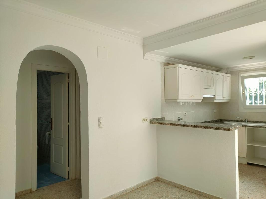 Venta de chalet adosado en  Barrio Les Bassetes-El Marjal , Denia photo 3