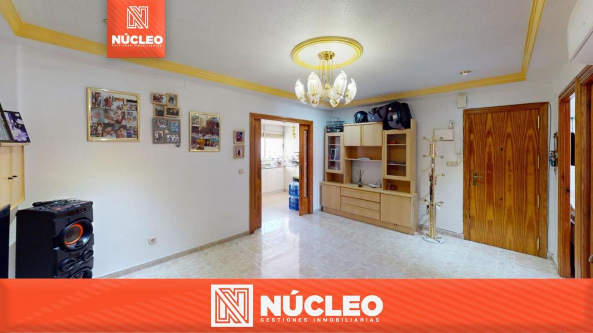 Venta de piso en ARTURO SALVETTI PARDO, Elche / Elx
photo 1