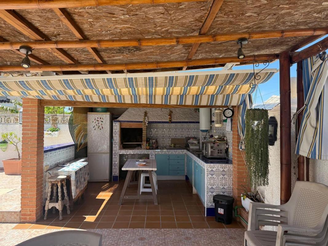 Venta de chalet independiente en Avenida Doctor Severo Ochoa, Benidorm
 photo 5