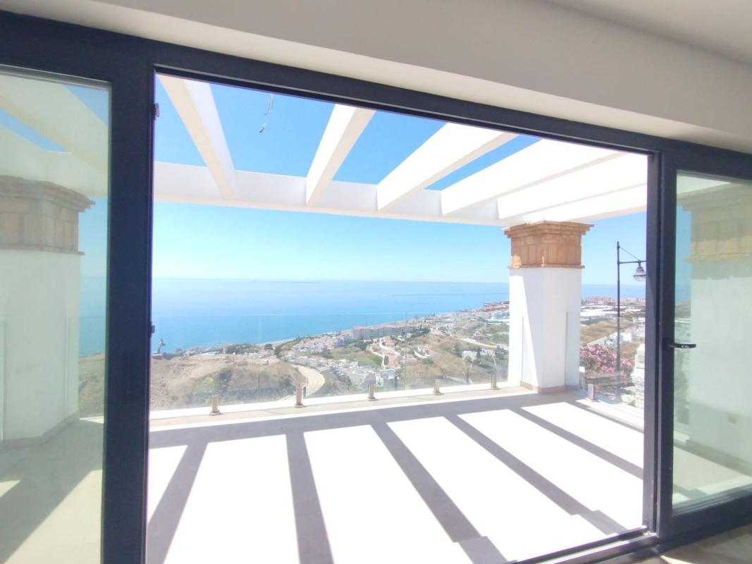 Sale of townhouse in Avenida Peñoncillo, 13 , Torrox photo 5