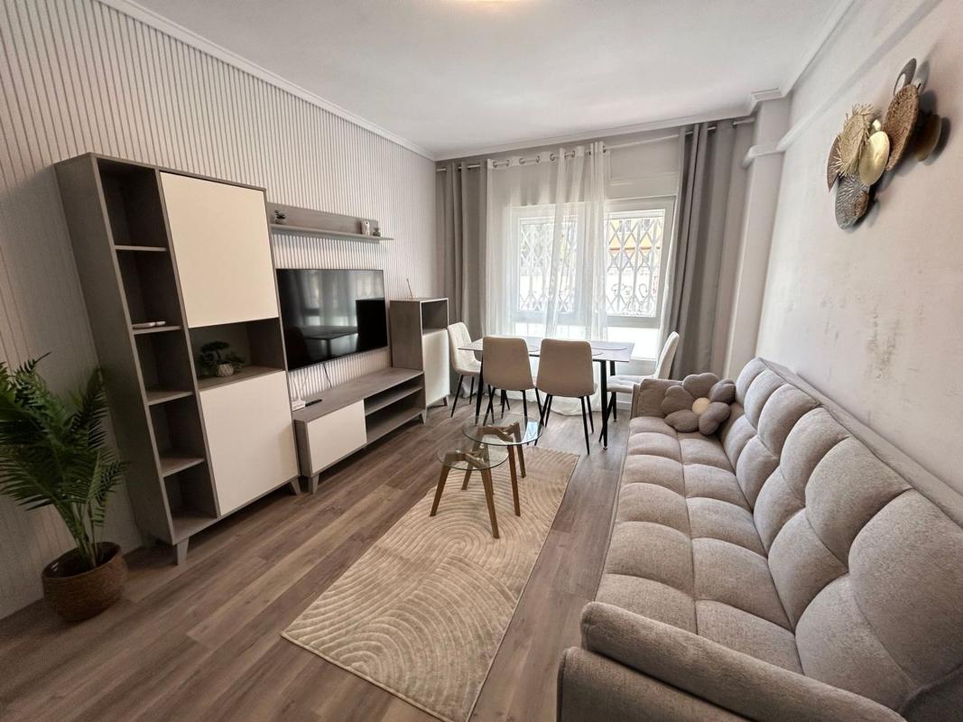 Sale of apartment in Calle Fuensanta, 63, Torrevieja
photo 3