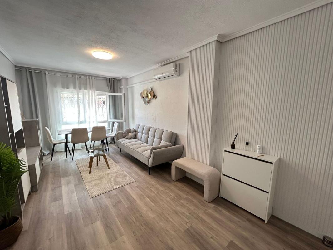 Sale of apartment in Calle Fuensanta, 63, Torrevieja
photo 5