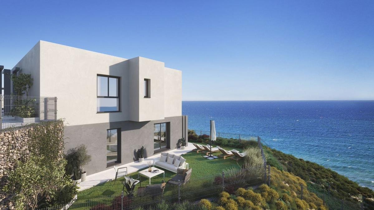Venta de chalet independiente en Urbanización Castillo de Lagos, 5, Vélez-Malaga
photo 1