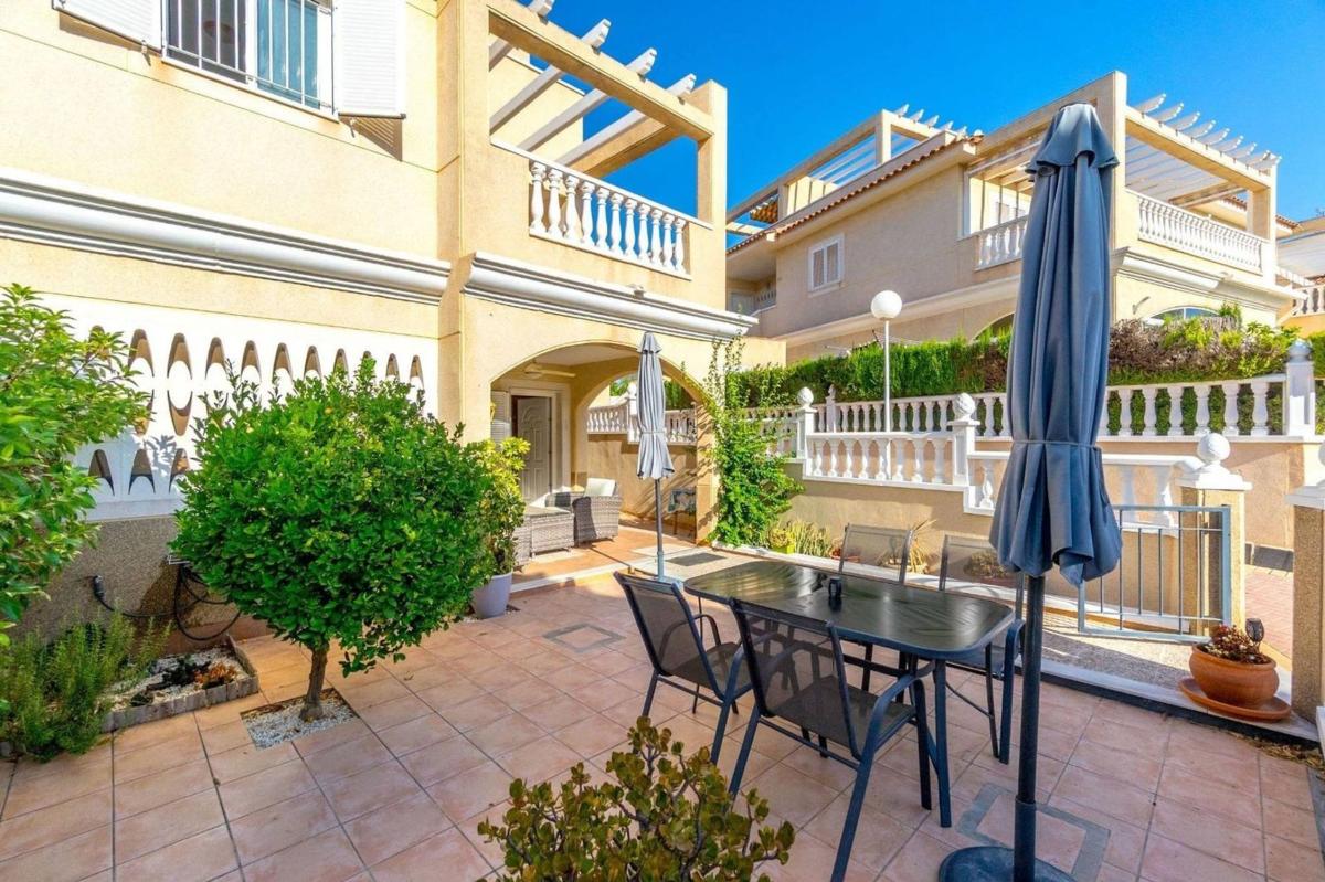 Venta de chalet independiente en Barrio Playa Flamenca, Orihuela
 photo 3