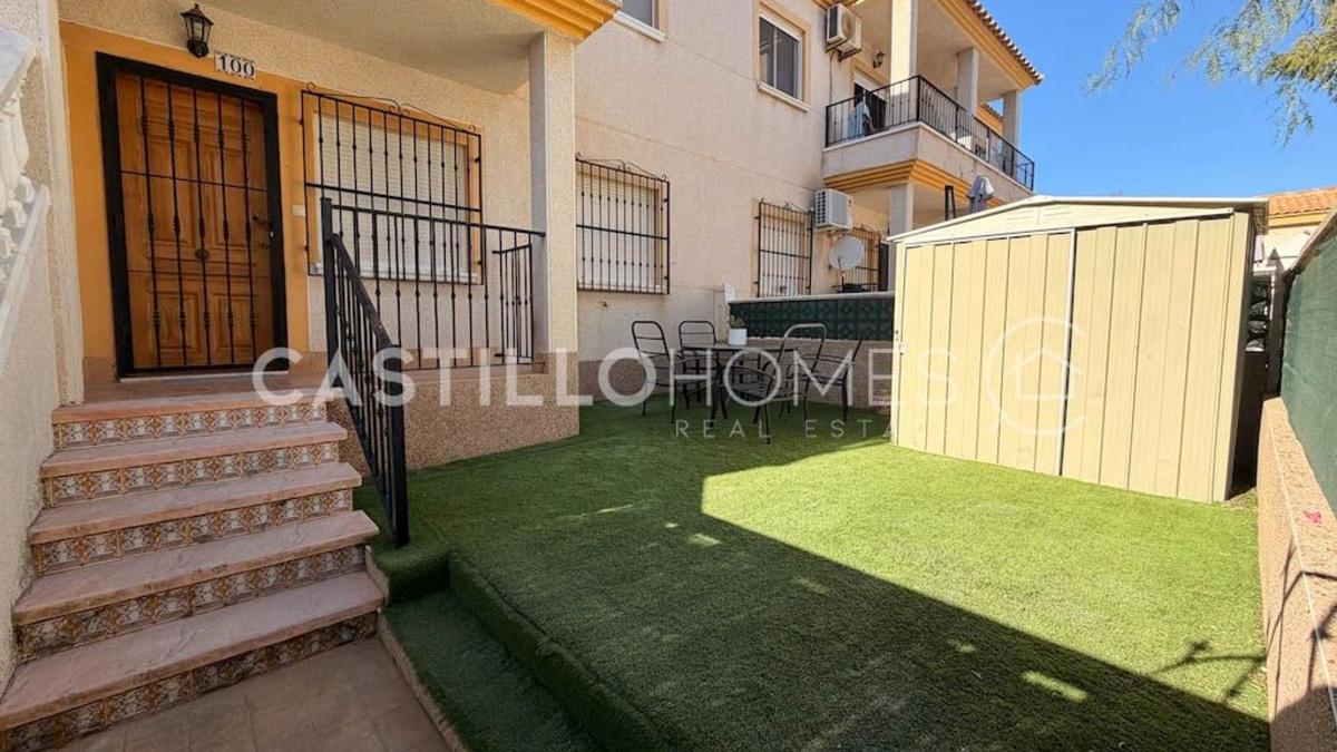 Venta de chalet independiente en Barrio Las Filipinas, Orihuela
photo 2