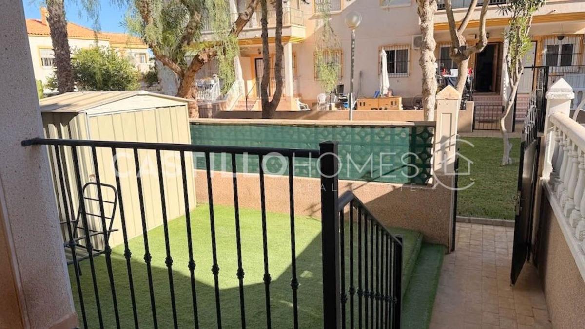 Venta de chalet independiente en Barrio Las Filipinas, Orihuela
photo 5