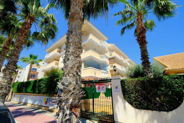 Venta de piso en Barrio Aguamarina, Orihuela
 photo 1