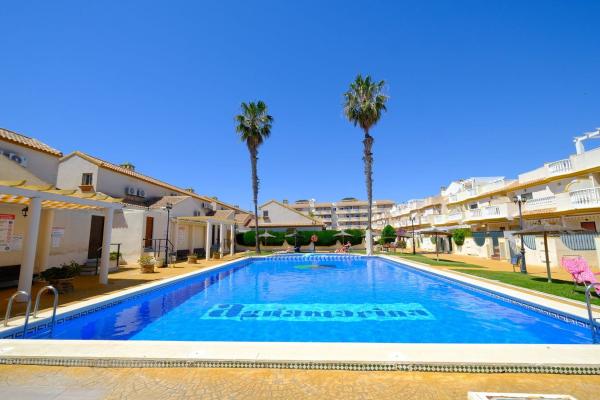 Venta de piso en Barrio Aguamarina, Orihuela
 photo 3