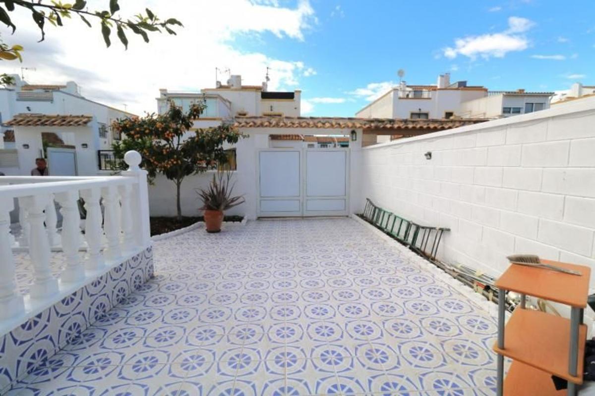 Venta de chalet independiente en Calle Aida, Torrevieja
 photo 4