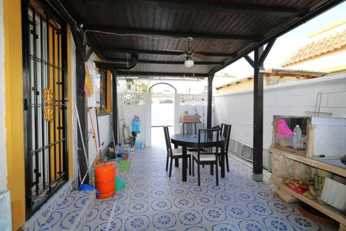 Venta de chalet independiente en Calle Aida, Torrevieja
 photo 5