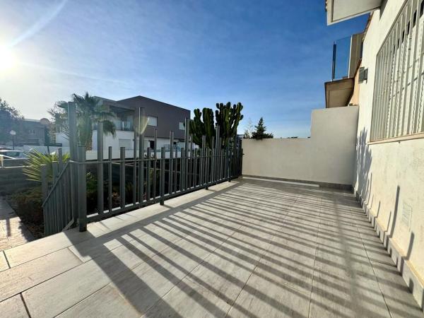 Chalet adosado en calle Cecilio Gallego Alaminos photo 3
